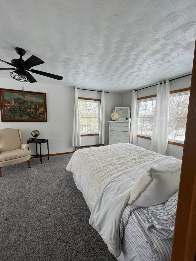 Breezeway Bay - Waterfront Full House Wisconsin Dells Exterior foto